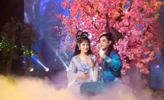 “16 năm kiếp tằm vương tơ” đầy màu sắc của “Ngọc Nữ” Lô Tô Tâm Thảo