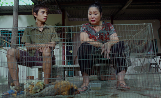 6 cảnh trong “Đại Kê chạy đi” của Hồng Vân khiến khán giả vừa cười vừa “cay” sống mũi