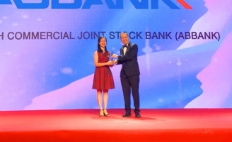 ABBANK 3 năm liên tiếp nhận giải thưởng nơi làm việc tốt nhất Châu Á