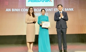 ABBANK được vinh danh “doanh nghiệp vì cộng đồng” 