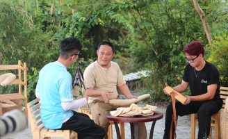 Bách nghệ kỳ thú: Khám phá nghề làm sản phẩm xơ mướp tại Q12, TP.HCM