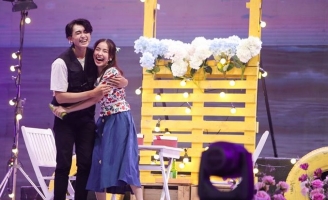 “Bản sao” Châu Tinh Trì chạy xe máy 900km chỉ để tỏ tình với Trần Vân và cái kết