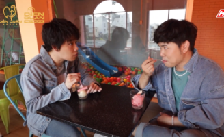 Bắt gặp Quang Trung, Quốc Khánh mặc đồ đôi, “hẹn hò” trong quán kem