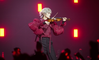 BB Trần kéo violin ở Anh trai vượt ngàn chông gai 