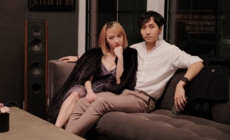 “Bé Xuân Nghi” khoe bạn trai hotboy, kể lại quá trình tự điều trị Covid-19 tại Mỹ 