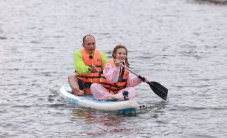 “Bộ đôi hoàn cảnh” Huyền Baby - Tiến Luật với độ ăn ý bằng “0” trong Biệt Đội Siêu Sao