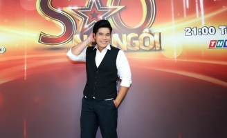  Bùi Công Danh “tự đứng trên đôi chân”, một mình đi thi Sao Nối Ngôi