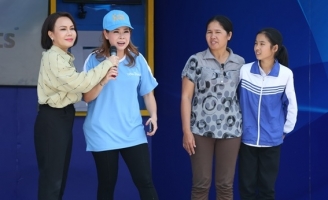  “Búp bê” Thanh Thảo “kéo” cả chồng và con gái chơi gameshow 