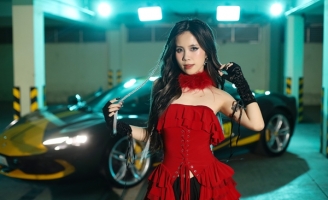 Ca sĩ ChangMie gây choáng khi lái siêu xe giá 1 triệu đô trong MV “Xắn Tay Áo Lên”