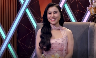 Ca sĩ Hồng Gấm bật mí dự án cover 200 bài nhạc xưa