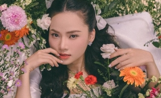 Ca sĩ Ngô Lan Hương ra mắt ca khúc “ngâm” trong 5 năm