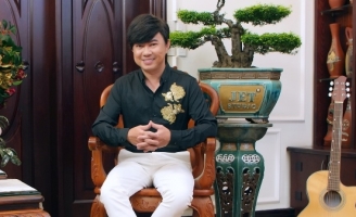 Ca sĩ Quốc Đại mang ơn vợ chồng Minh Vy – Cẩm Ly vì đã mở ra cánh cửa mới cho mình