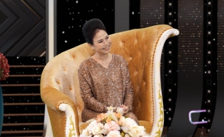 Ca sĩ Thùy Trang và con trâu gỗ 30 năm: Kỷ vật vô giá từ người cha thợ mộc