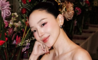 Ca sĩ Tóc Tiên tìm được hạnh phúc nơi xứ người