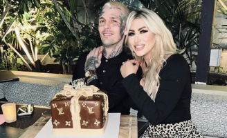 Cái chết rúng động truyền thông Mỹ