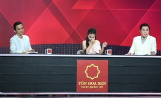 Cẩm Ly bất ngờ khóc nức nở hơn 10 phút trên sân khấu Hát cho ngày mai chỉ vì lý do này