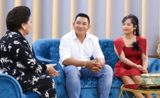 Cặp vợ chồng chấp nhận không sinh con, cưu mang hơn 300 chú chó mèo bị bỏ rơi