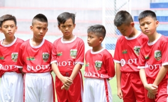 Cầu thủ nhí 2020 khó hoà hợp, dẫn đến mâu thuẫn