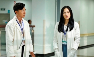 Chạm ngõ điện ảnh, Steven Nguyễn vào ngay vai bí ẩn cùng Phương Anh Đào