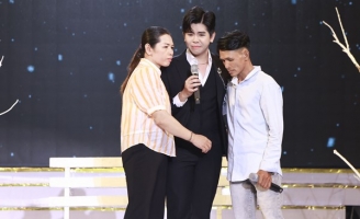 Chấn Minh mời bố mẹ lên sân khấu  Solo Cùng Bolero 2024