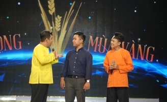 Chàng trai trẻ “rẽ lối”, làm giàu từ dứa màu Nam Mỹ 