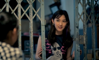 Chị đẹp “gây sốt” siêu phẩm hài Thái “Trẻ trâu không đùa được đâu” là ai?