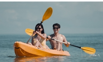 Chúng Huyền Thanh không ngại vác bụng bầu 6 tháng du lịch cùng Jay Quân