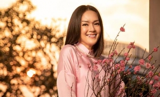 Chung Vũ Thanh Uyên háo hức đón cái Tết cổ truyền Việt Nam sau thời gian xa xứ