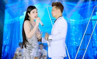 Chuyện lạ 500 vé VIP của Liveconcert Lâm Vũ hát nhạc Tình bay vèo trong ngày 