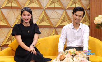 Chuyện tình lãng du của cặp vợ chồng trên ngôi nhà di động