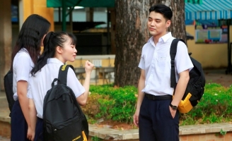 Cô Teen Trừ Tà – phim học đường với nội dung “rợn tóc gáy”