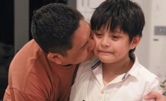 Con trai vợ chồng Thanh Thúy - Đức Thịnh bị nhóm lừa đảo dàn cảnh cướp mất điện thoại 