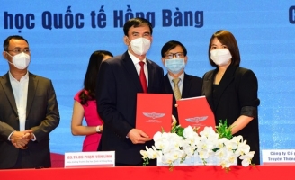 Đại học Quốc tế Hồng Bàng ký kết hợp tác toàn diện cùng MCV Group