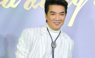 Đàm Vĩnh Hưng chính thức lên tiếng khi bị chỉ trích vì dùng tiền cứu trợ đi sửa chùa