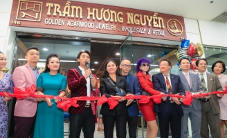 Dàn sao hội ngộ tại sự kiện khai trương Trầm Hương Nguyễn – Golden Agawood Jewelry tại Nam Cali