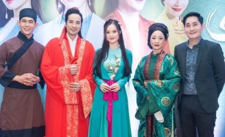 Dàn sao “khủng” chúc mừng Sunny Đan Ngọc ra mắt MV lấy cảm hứng từ truyện Kiều