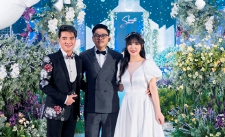Dàn sao “khủng” tham dự tiệc cưới của nhà thiết kế yến tiệc Simon Tứ 