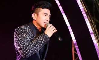 Đan Trường vẫn lạc quan dù liên tục bị huỷ show vì Covid-19