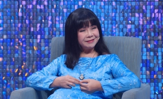 Danh ca Ánh Tuyết tâm sự từng phẫu thuật 10 lần, người mang nhiều bệnh 