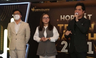 Danh ca Ngọc Sơn: “Có ngày làm 22 tiếng để có tiền làm từ thiện”