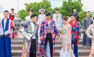 Đạt Kyo, Yến Trang diễn vedette, thị phạm cho thí sinh Fitness Model World Vietnam 