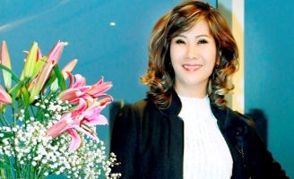 Để trở thành phụ nữ thần thái, khí chất, hãy gặp chuyên gia Etiquette - Claire Nguyễn