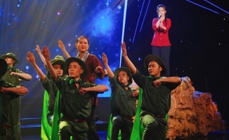 “Đêm hội” của những bài hát gắn liền với tên tuổi của Ca sĩ Cẩm vân