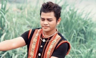 Đi “công tác đặc biệt”, ca sĩ Y Jang Tuyn đã không trở về…!