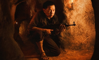 'Địa đạo' của Bùi Thạc Chuyên cán mốc 81 tỷ, vượt mặt cả bom tấn Hollywood