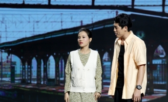 Diễn viên Cẩm Hò: “Tôi trăn trở vì trưởng thành quá muộn”