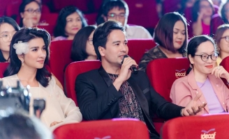 Diễn viên Đoàn Minh Tài, Kim Tuyến trao giải 