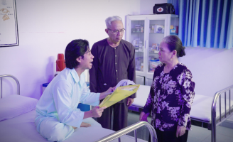 Diễn viên Lợi Trần nhắn nhủ khán giả sau khi xuất viện