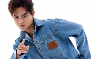 Diễn viên Quang Anh khoe vẻ điển trai trong bộ ảnh mừng tuổi 21