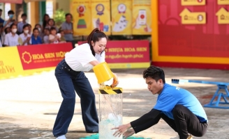 Diễn viên Thanh Thúy, Mạc Văn Khoa góp sức mang về giải thưởng 85 triệu cho trẻ em mồ côi